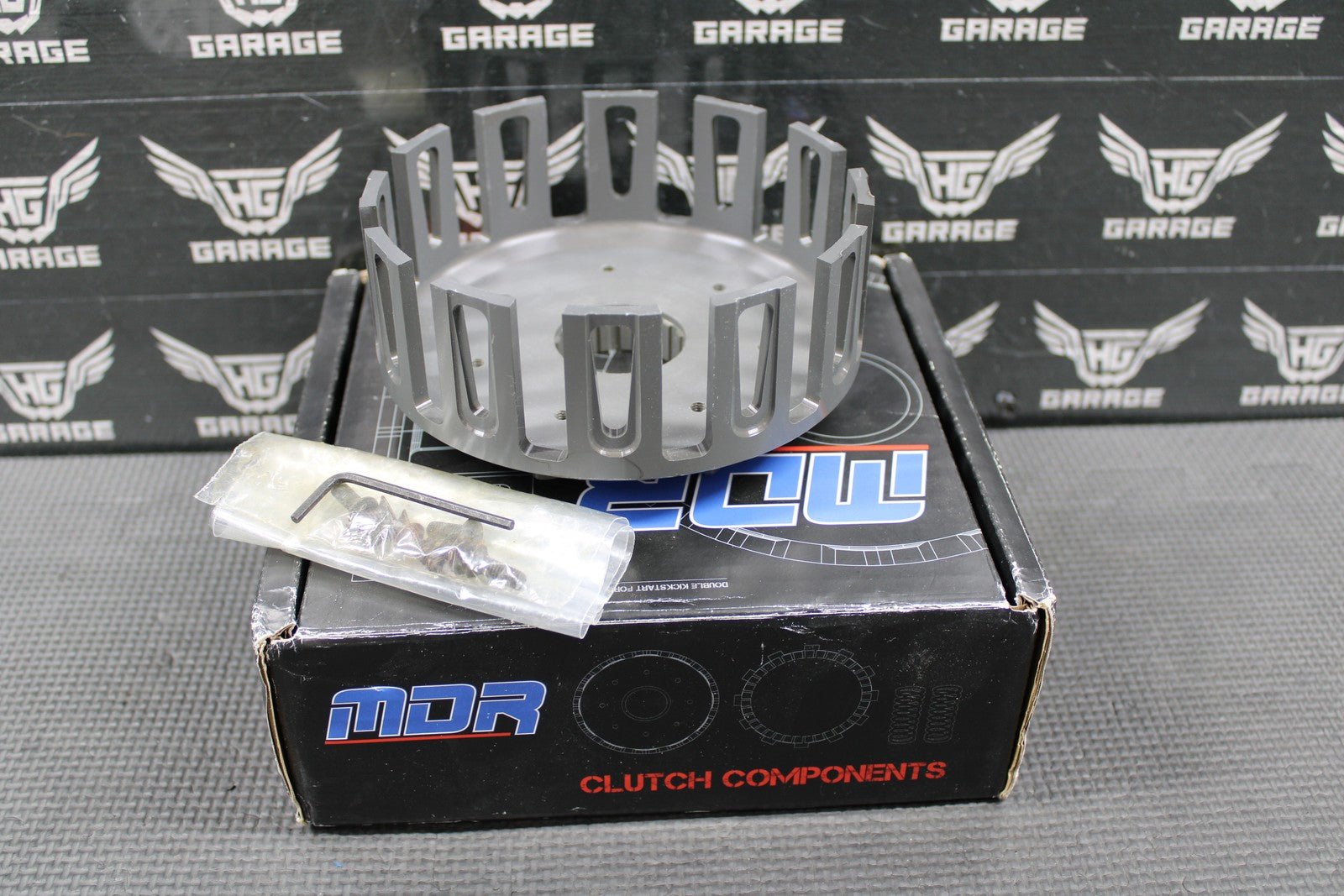 NEW NOS 1990 - 1992 KAWASAKI KX125 MDR BILLET CLUTCH BASKET KIT W/ BOLTS - hggarage