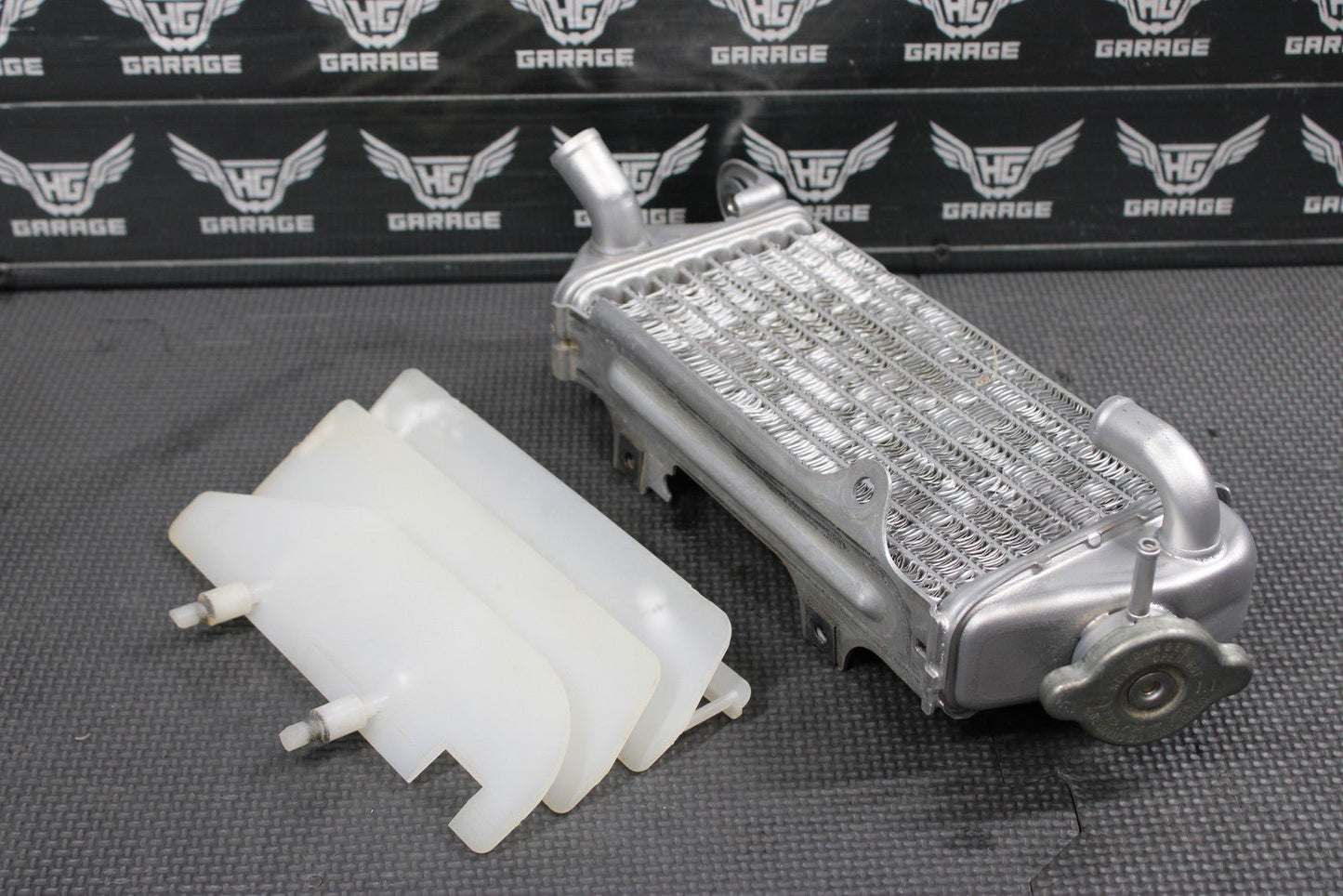 2001 KAWASAKI KX100 KX85 OEM ENGINE MOTOR COOLING COOLER RADIATOR 39061 - 1245 - hggarage