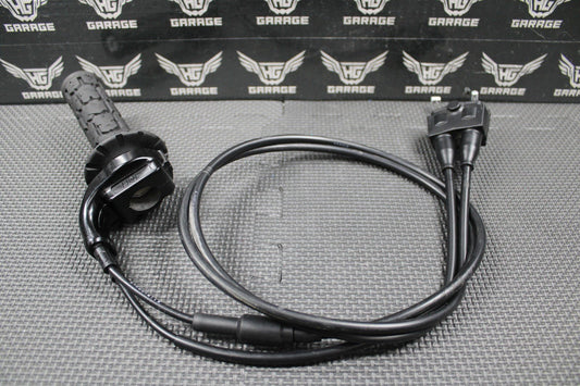 2019 2020 SUZUKI RMZ250 18 - 20 RMZ450 OEM THROTTLE GRIP HOUSING CASE W/ CABLES - hggarage