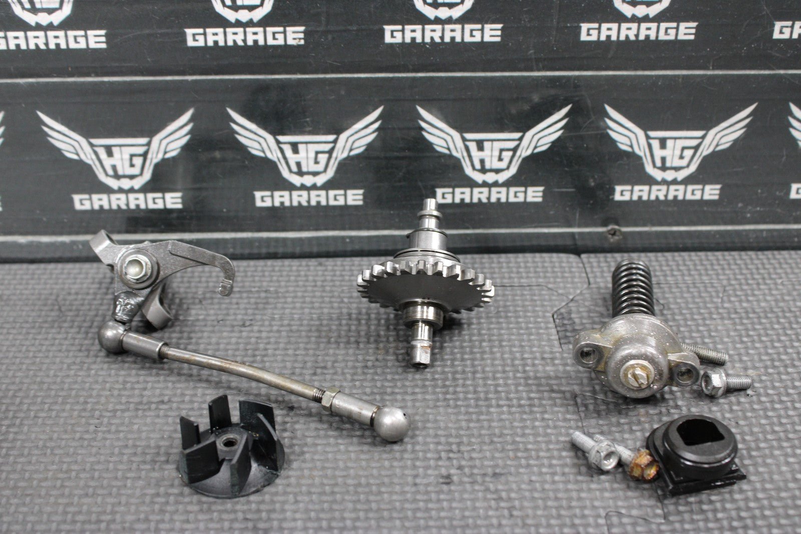 2000 KTM 250 EXC OEM ENGINE POWERVALVE EXHUAST VALVE LINKAGE GOVERNOR - hggarage