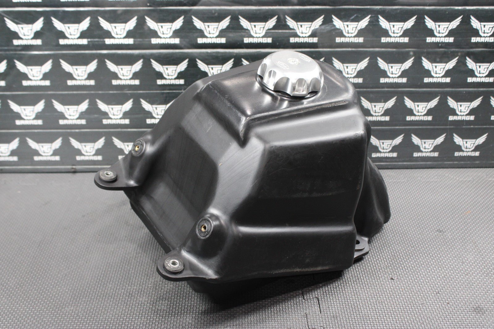 1991 87 - 06 YAMAHA BANSHEE 350 OEM GAS TANK FUEL CELL PETROL RESERVOIR NICE! - hggarage
