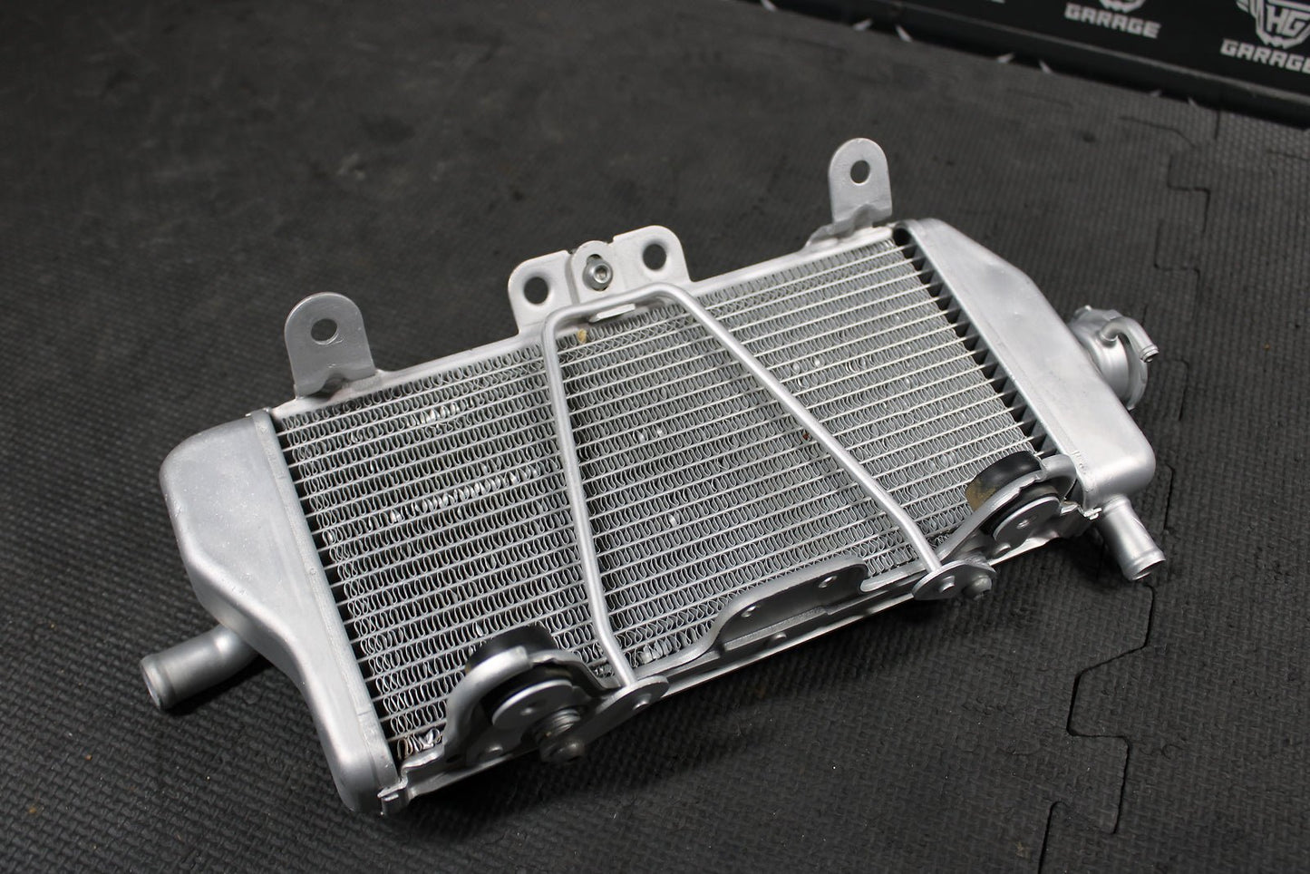 2007 YAMAHA 07 - 09 YZ450F OEM RIGHT ENGINE MOTOR COOLING COOLER RADIATOR - hggarage