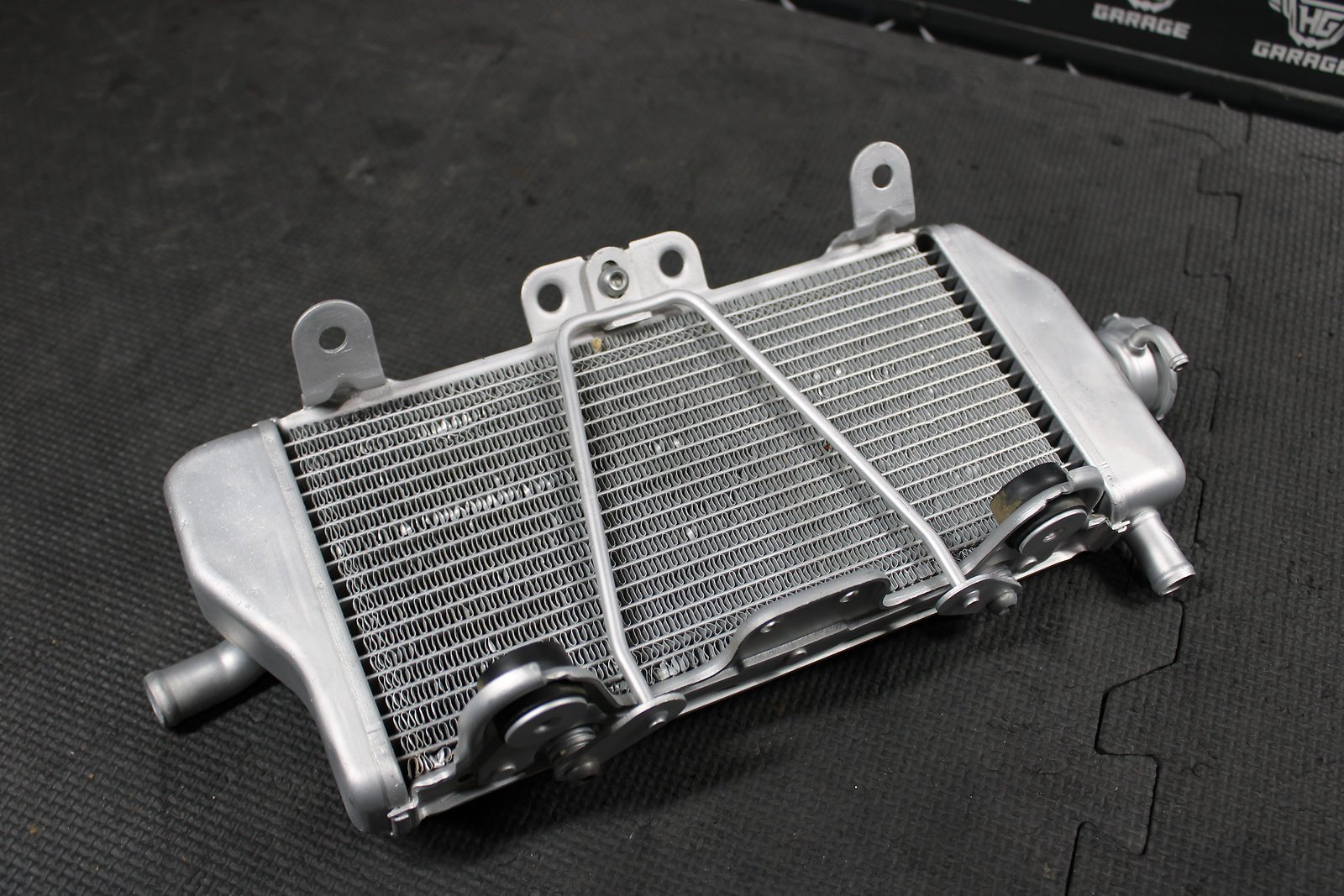 2007 YAMAHA 07 - 09 YZ450F OEM RIGHT ENGINE MOTOR COOLING COOLER RADIATOR - hggarage
