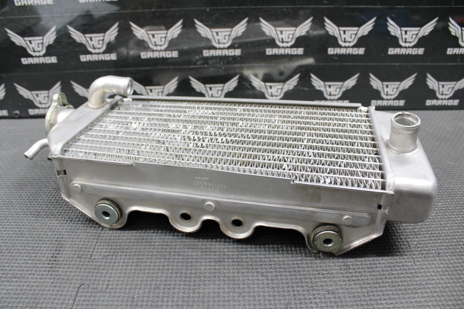 2014 KAWASAKI 10 - 16 KX250F OEM RIGHT FILL SIDE RADIATOR RADIATORS 39061 - 0168 - hggarage