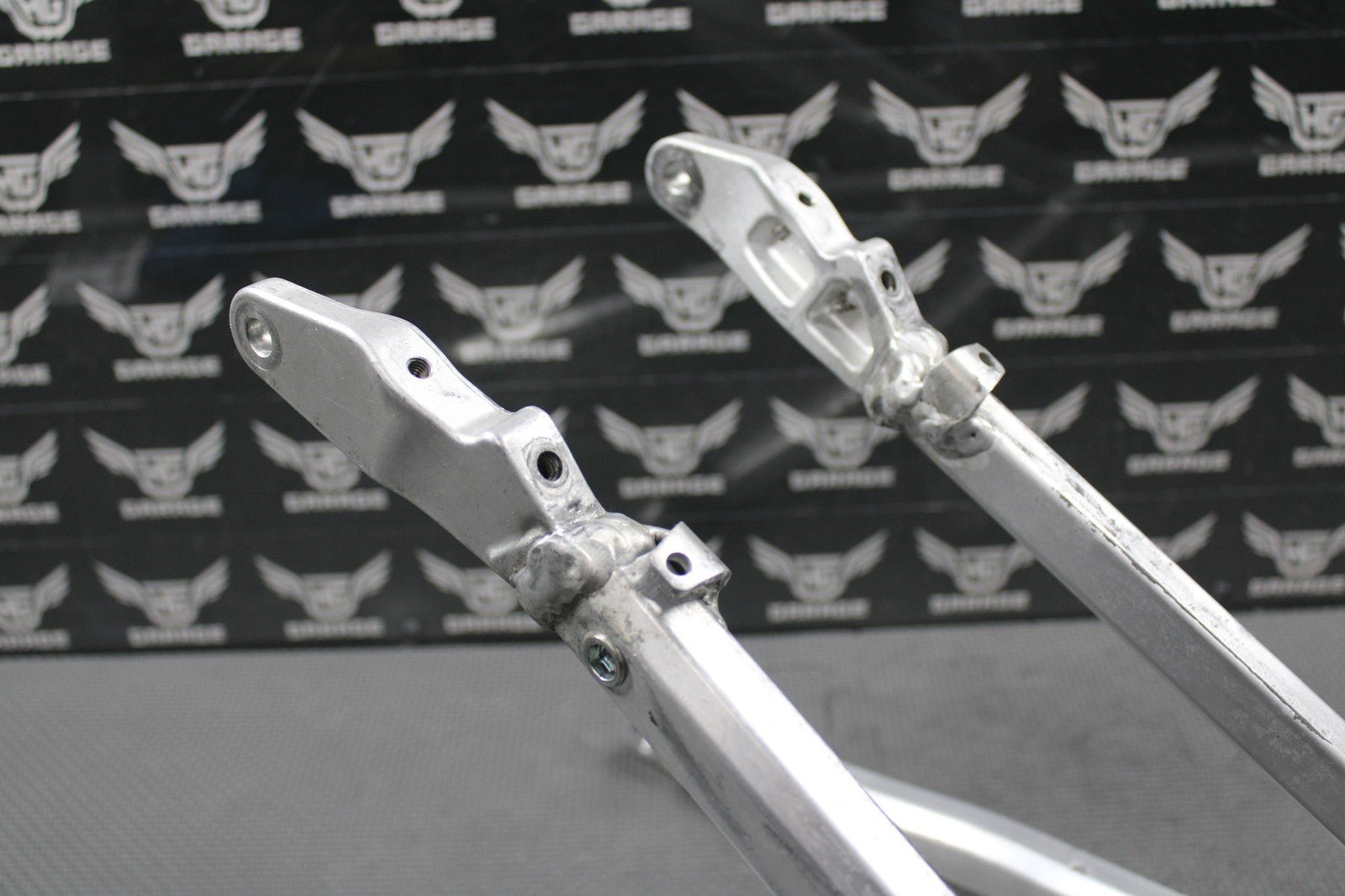 2020 SUZUKI RMZ250 18 - 20 RMZ450 OEM REAR BACK SUB FRAME SUBFRAME 41200 - 37K0 NICE - hggarage