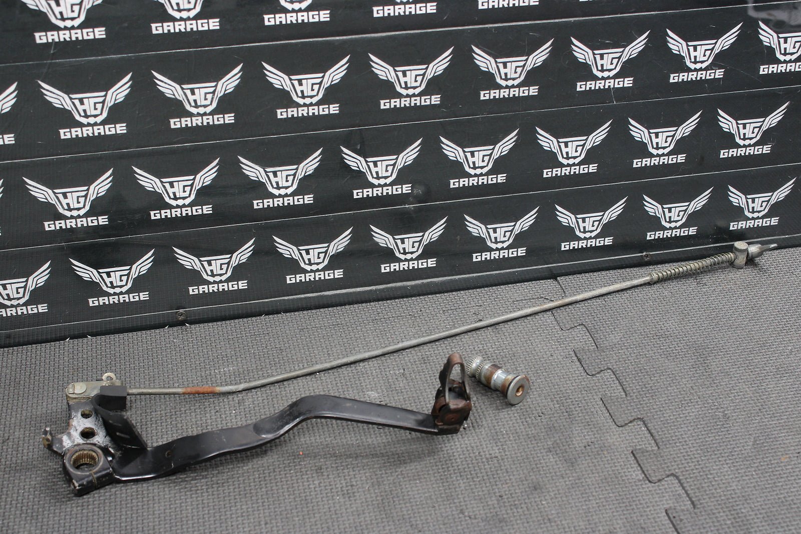 2002 HONDA XR200R 93 - 02 OEM RIGHT REARSET BRAKE FOOT PEDAL ARM ASSEMBLY - hggarage