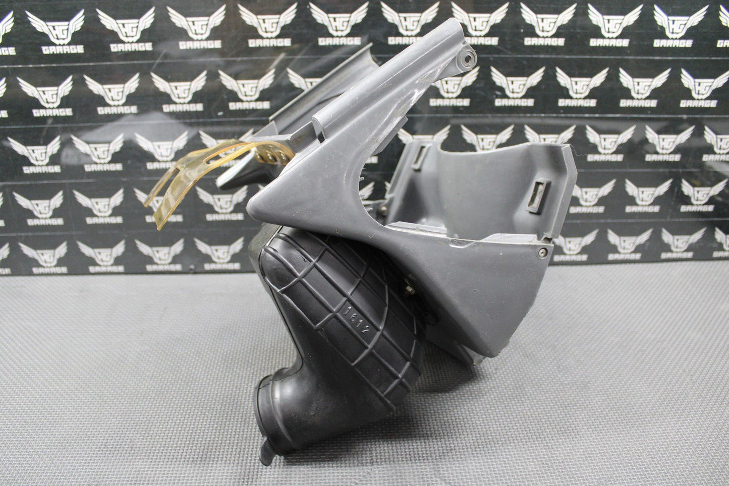 1996 95 - 97 KAWASAKI KX125 OEM AIRBOX AIR CLEANER FILTER INTAKE BOOT BOX NICE! - hggarage