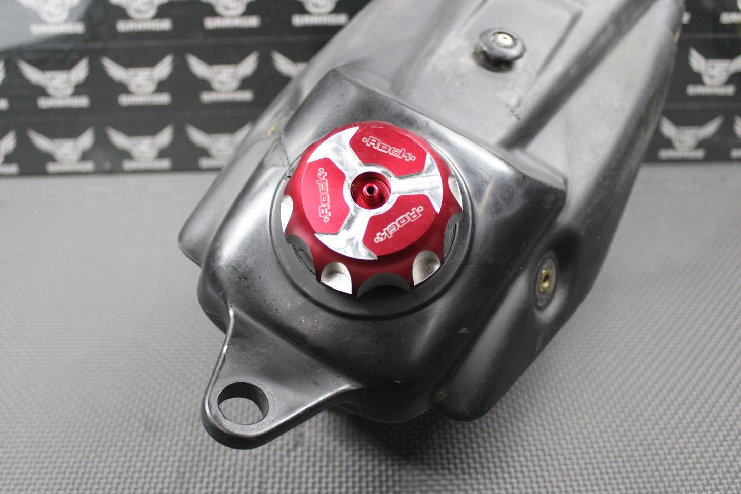2000 2001 HONDA CR125R CR250R OEM GAS FUEL TANK CELL RESERVOIR CAP PETCOCK GOOD! - hggarage