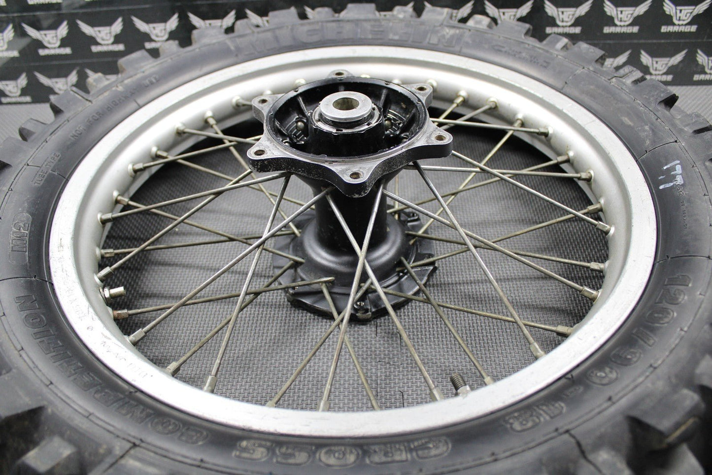 1988 HONDA CR125R OEM 18" x 1.85" REAR BACK WHEEL RIM HUB TIRE 426A5 - KS6 - 832ZA - hggarage