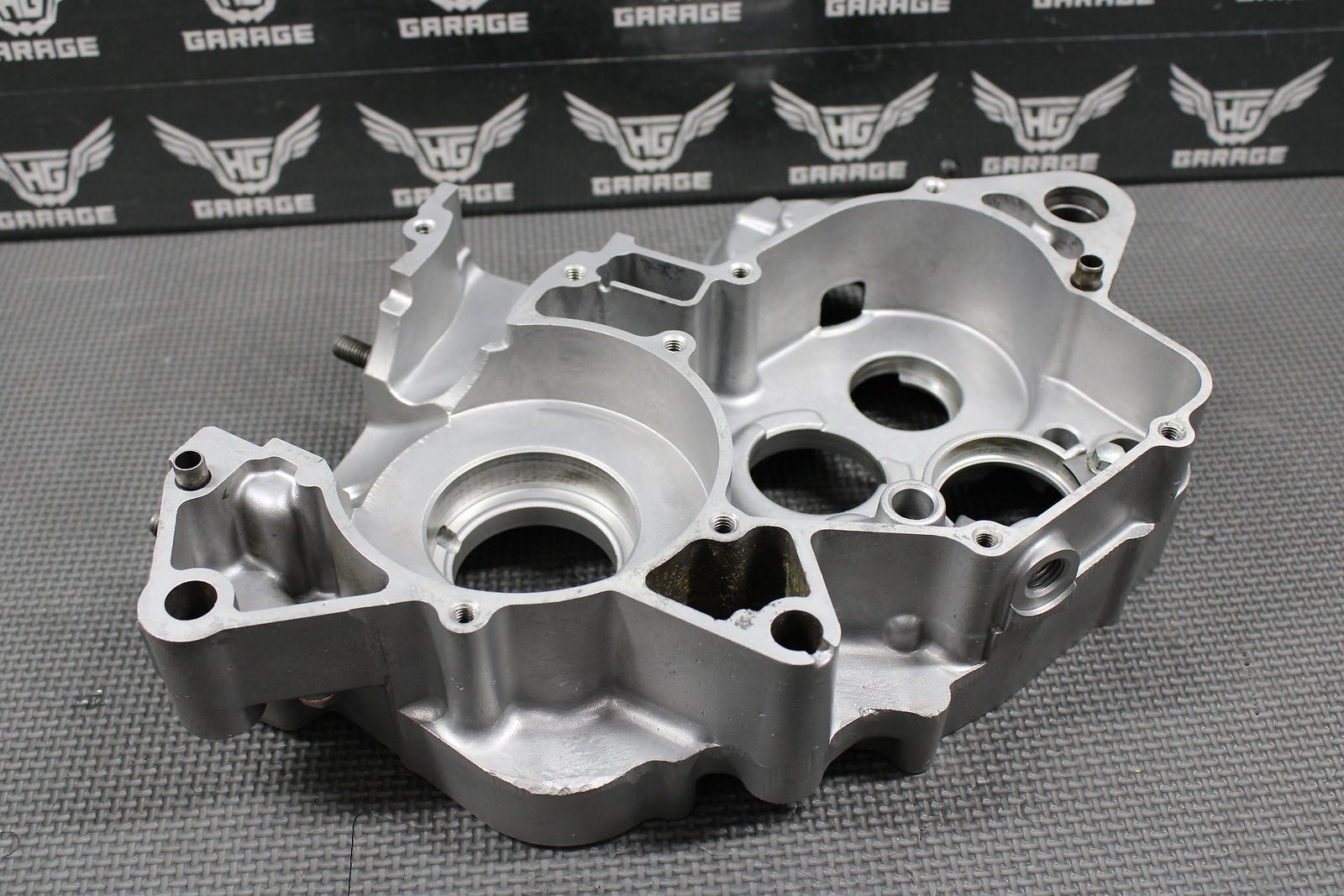 1999 99 - 02 HONDA CR125R OEM RIGHT ENGINE MOTOR CRANKCASE CRANK CASE BLOCK MINT! - hggarage