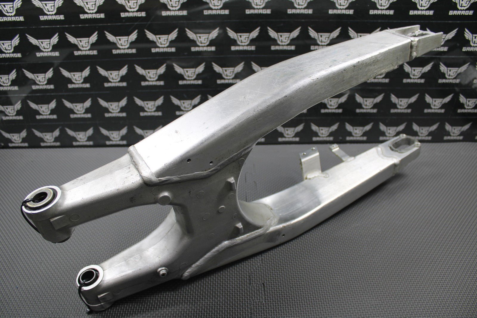 2008 HONDA 08 - 09 CRF250R 08 - 17 CRF250X OEM SWINGARM SWING ARM 52200 - KRN - A10 GOOD - hggarage