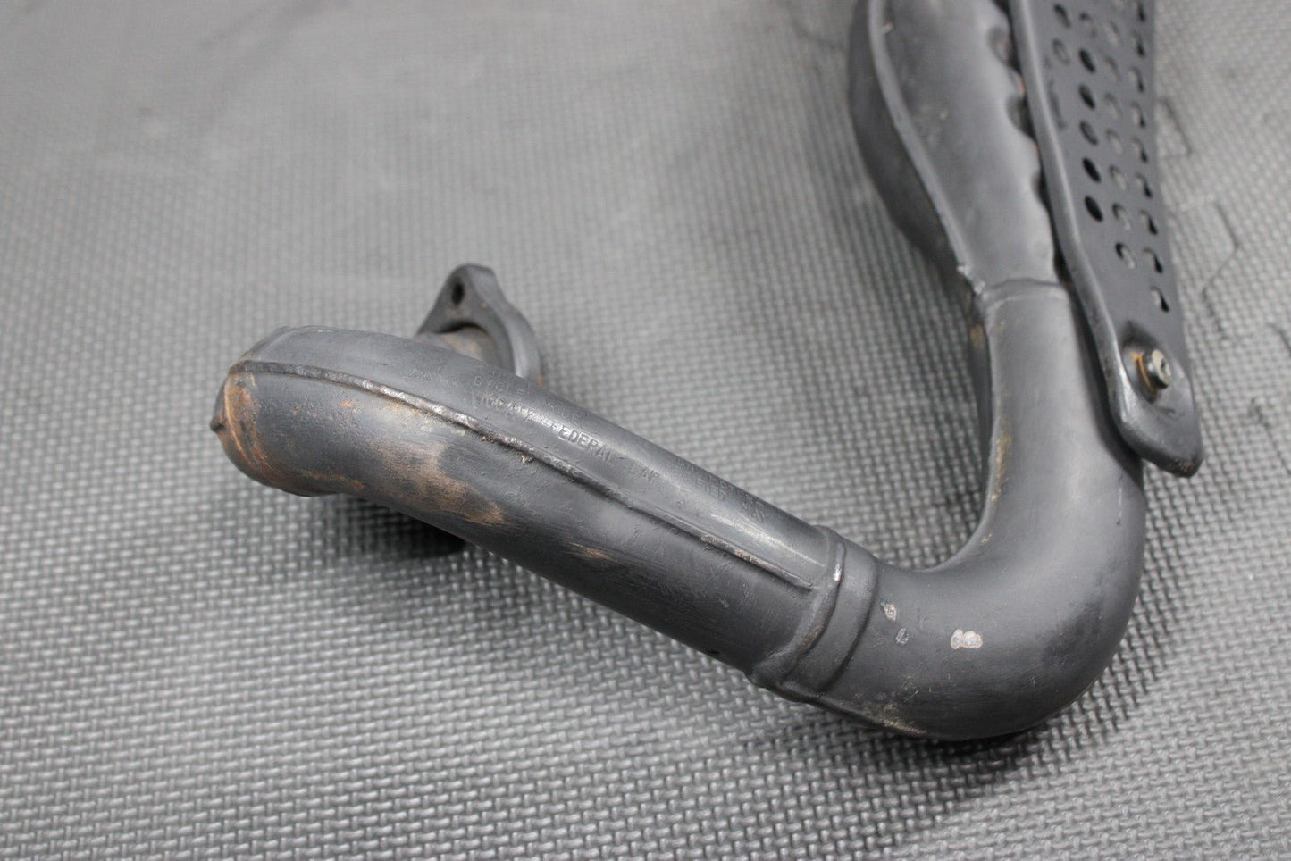 1997 YAMAHA RT100 OEM EXHAUST PIPE CHAMBER HEADER 3UL - 14610 - 01 - 00 - hggarage