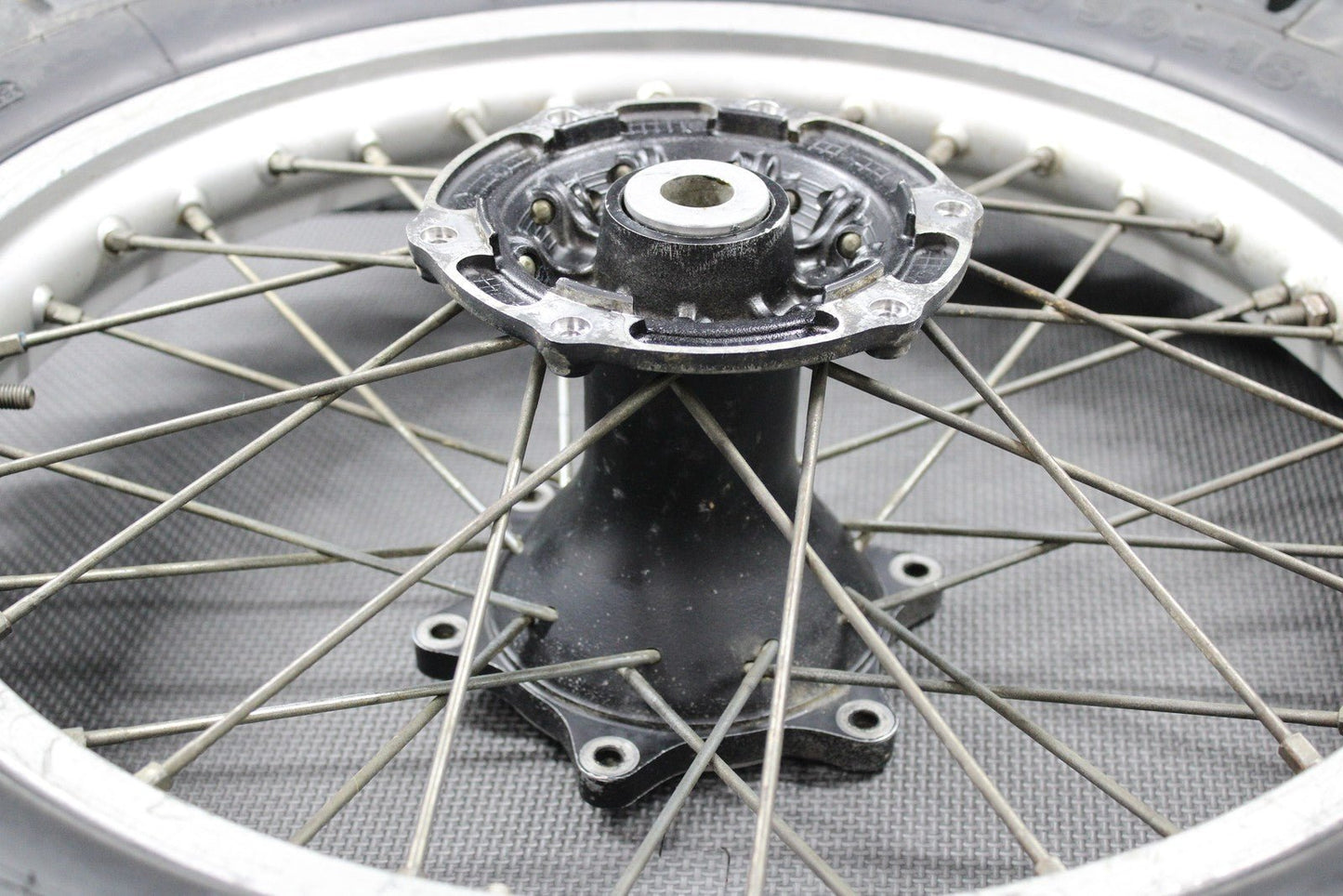 1988 HONDA CR125R OEM 18" x 1.85" REAR BACK WHEEL RIM HUB TIRE 426A5 - KS6 - 832ZA - hggarage