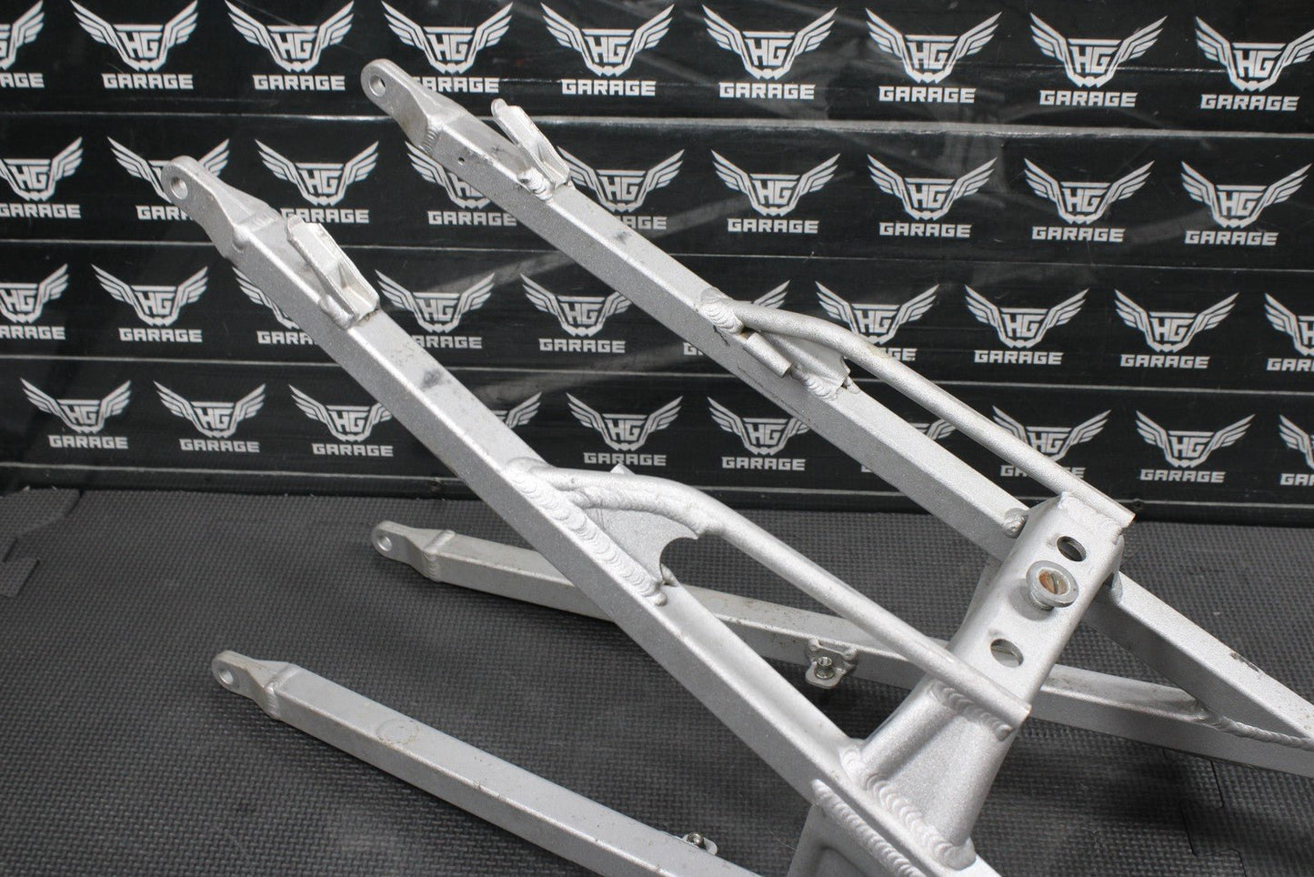 2013 HUSQVARNA TE511 OEM REAR BACK SUB FRAME SUBFRAME 8A00H2243 - hggarage