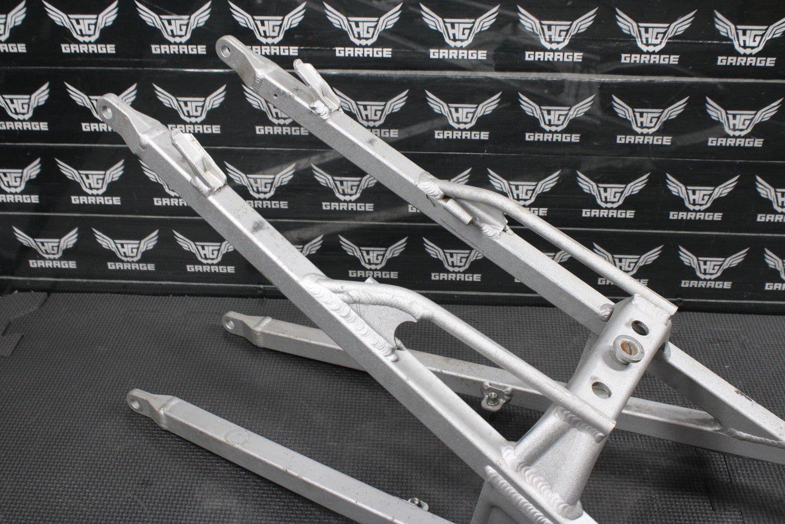 2013 HUSQVARNA TE511 OEM REAR BACK SUB FRAME SUBFRAME 8A00H2243 - hggarage