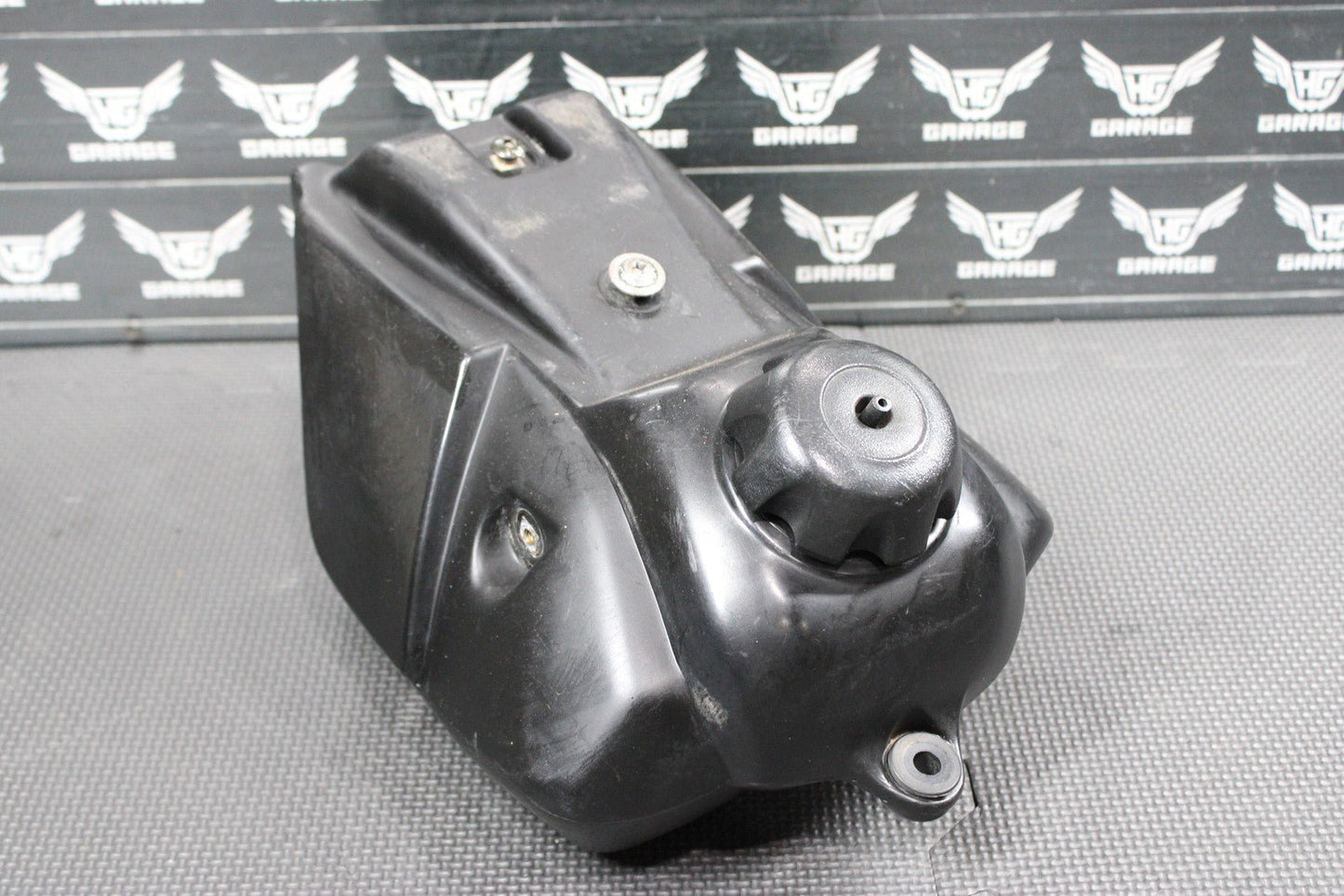 2003 KAWASAKI 02 - 22 KX65 OEM GAS TANK FUEL CELL PETROL RESERVOIR 51001 - 1676 - 6Z - hggarage