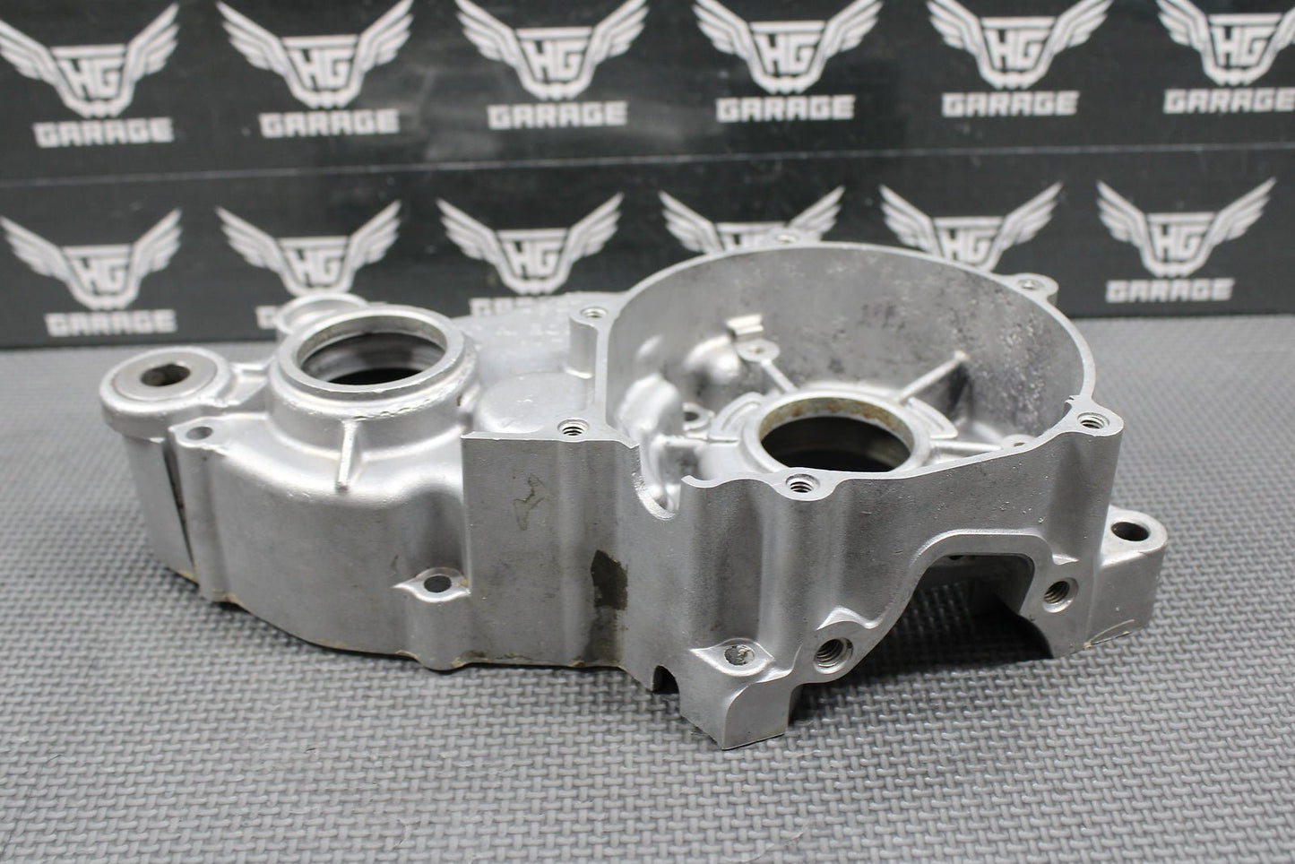 1999 KAWASAKI KX60 85 - 03 OEM LEFT ENGINE MOTOR CRANKCASE CRANK CASE 14001 - 1317 - hggarage