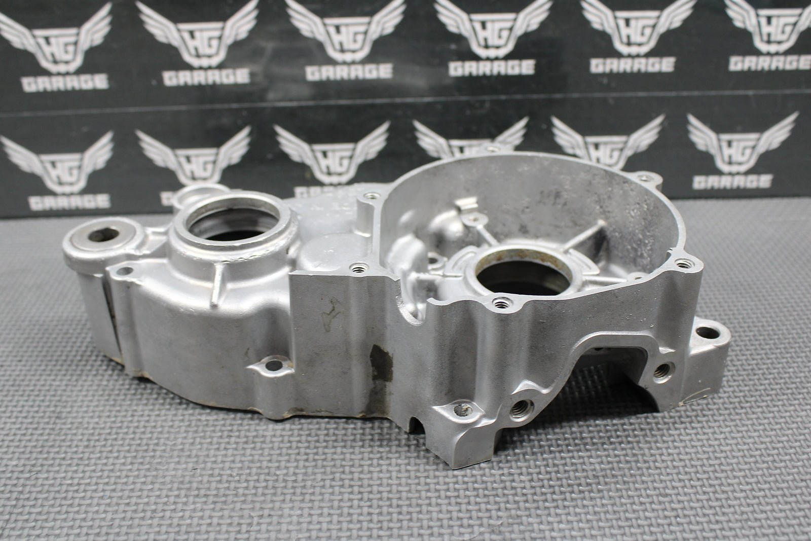 1999 KAWASAKI KX60 85 - 03 OEM LEFT ENGINE MOTOR CRANKCASE CRANK CASE 14001 - 1317 - hggarage
