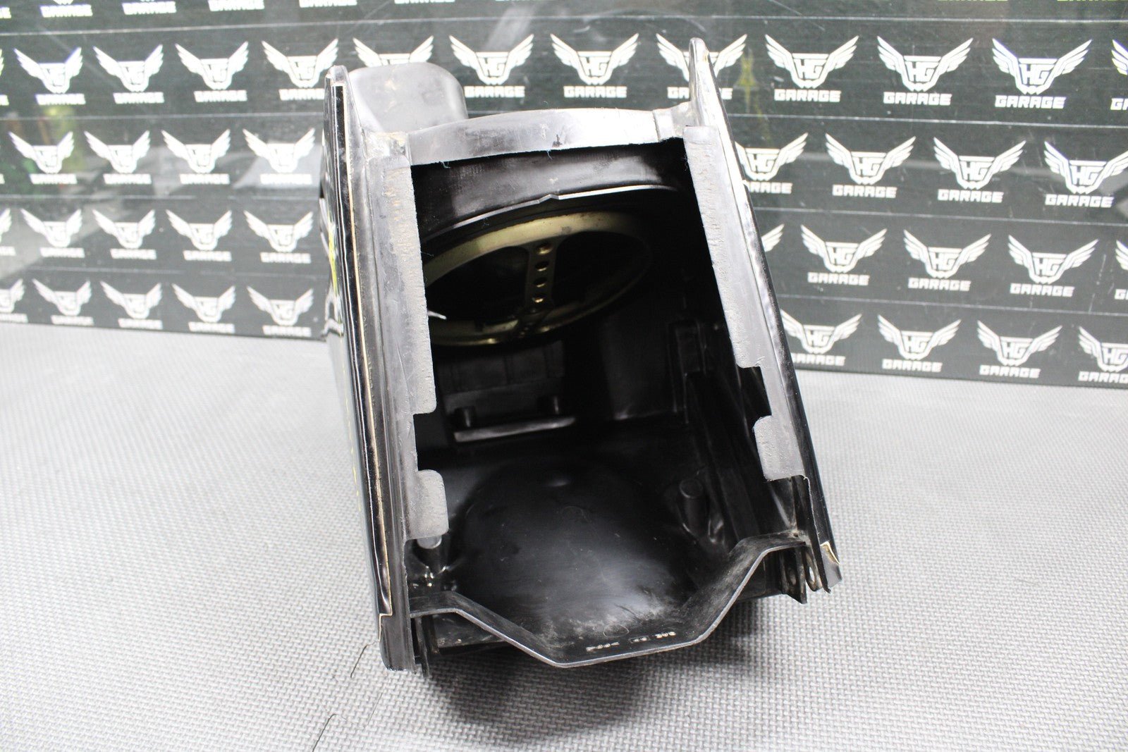 1999 SUZUKI RM125 MODEL X OEM AIRBOX AIR CLEANER FILTER BOX INTAKE 13700 - 36E01 - hggarage