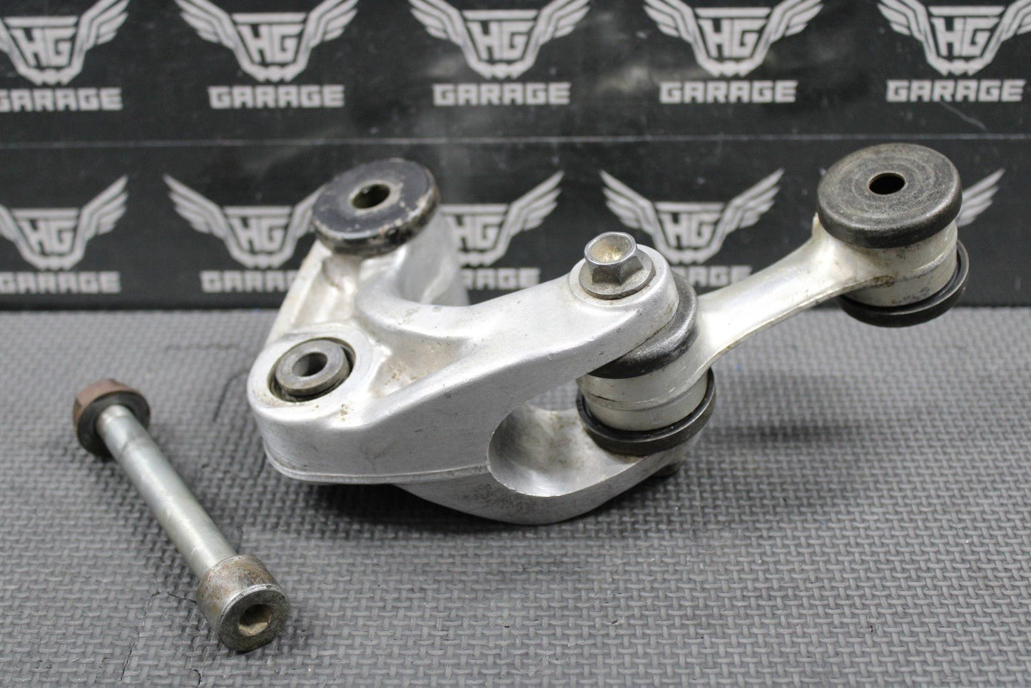 1989 HONDA 86 - 95 XR250R 1985 XR350R OEM REAR SHOCK LINKAGE LINKS 52460 - KN5 - 000 - hggarage