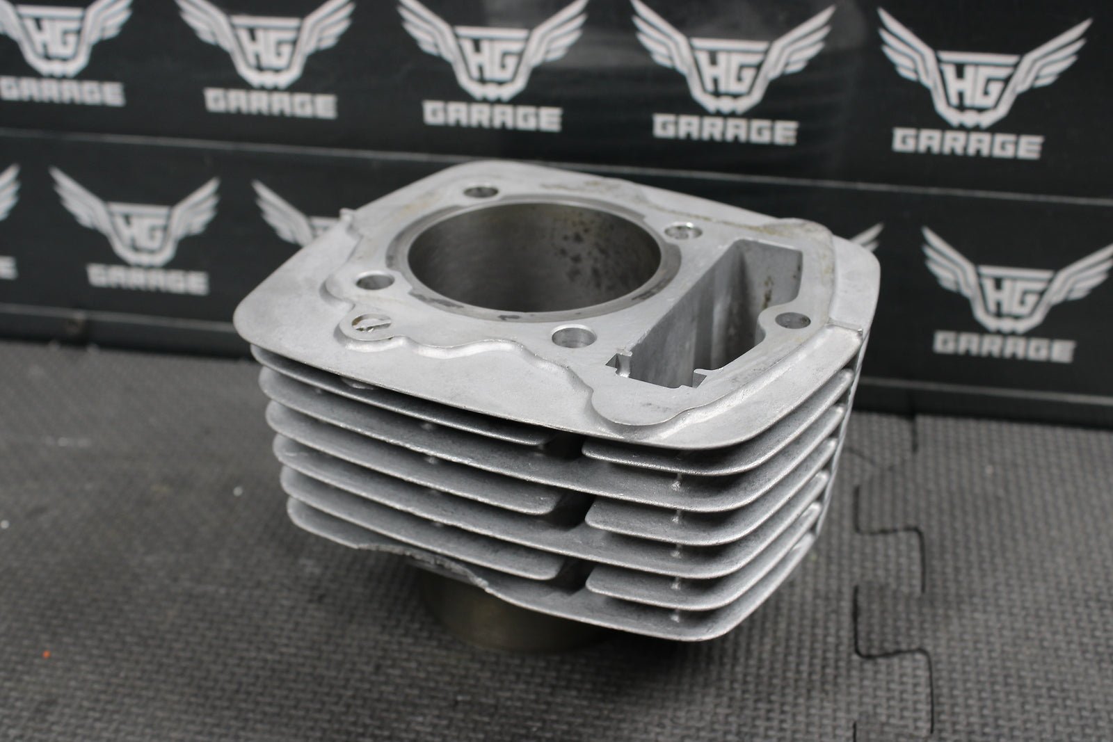 2002 HONDA XR200R 93 - 02 XR200R OEM 65.5MM BORE ENGINE MOTOR CYLINDER JUG - hggarage