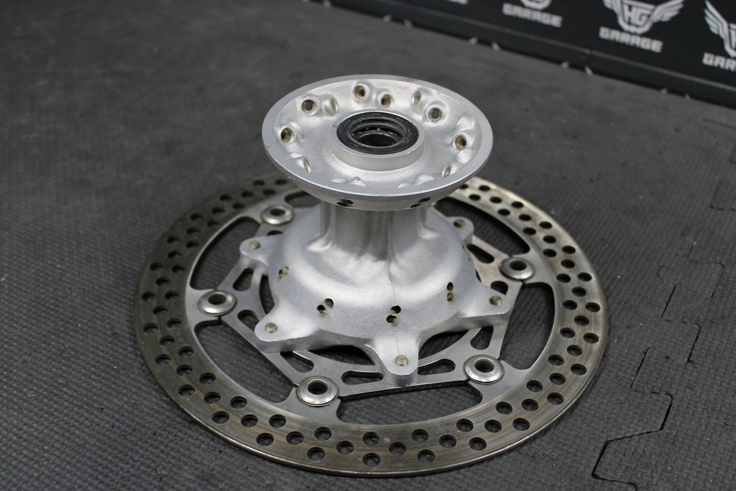 2001 YAMAHA YZ426F OEM FRONT WHEEL RIM HUB ROTOR 4SS - 25111 - 01 - 00 - hggarage