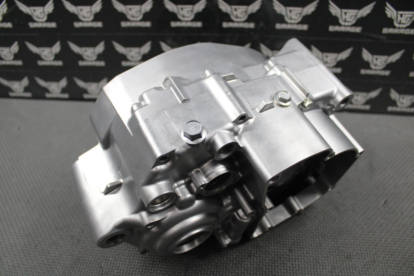 2019 SUZUKI 19 - 25 RMZ250 OEM LEFT RIGHT ENGINE CRANKCASE CRANK CASES BLOCK MINT! - hggarage