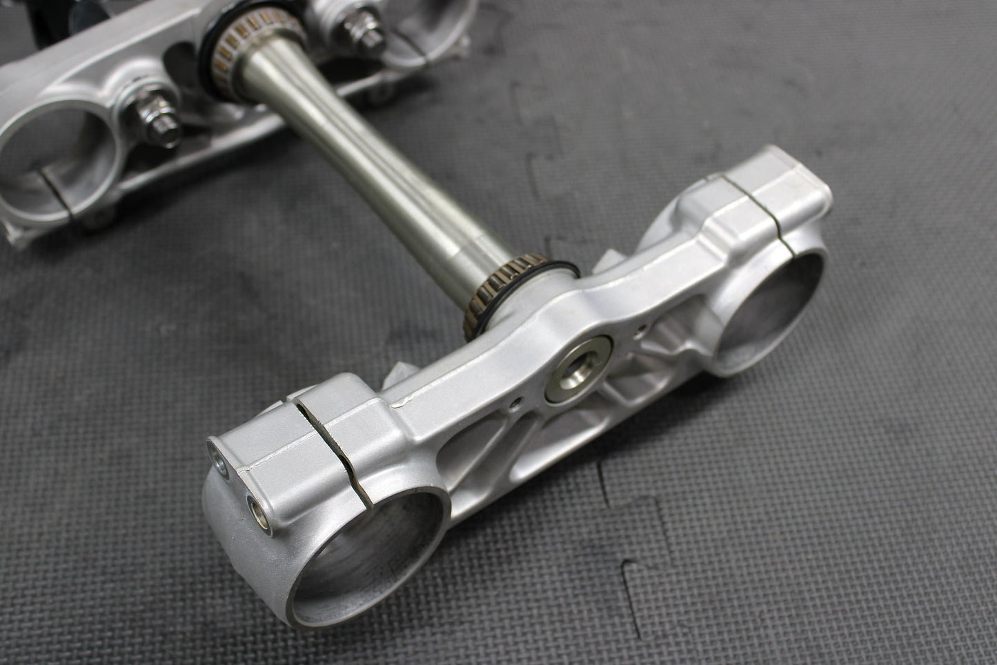 2009 HONDA CRF450R OEM FRONT FORKS LOWER UPPER TRIPLE TREE STEM - hggarage