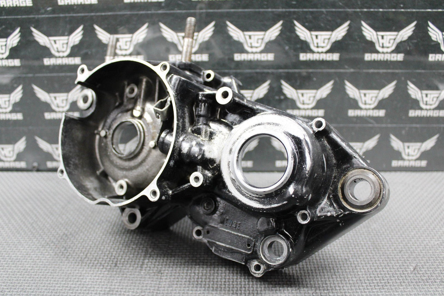 1988 HONDA CR250R OEM LEFT ENGINE MOTOR CRANKCASE CRANK CASE 112A0 - KS7 - 831 NICE! - hggarage