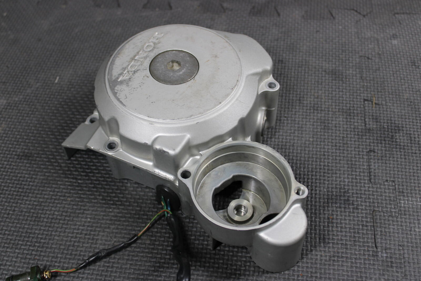 2005 HONDA CRF230F OEM STATOR MAGNETO GENERATOR ALTERNATOR COVER