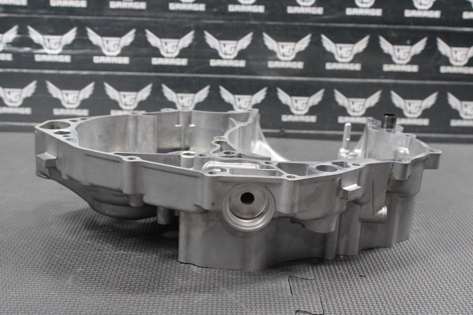 2019 HONDA 19 - 20 CRF450RX OEM LEFT ENGINE MOTOR CRANKCASE CRANK NEEDS REPAIR! - hggarage