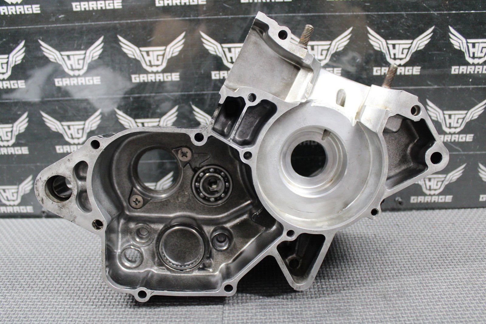 1988 HONDA CR125R OEM LEFT ENGINE MOTOR CRANKCASE CRANK CASE 112A0 - KS6 - 830 GOOD! - hggarage
