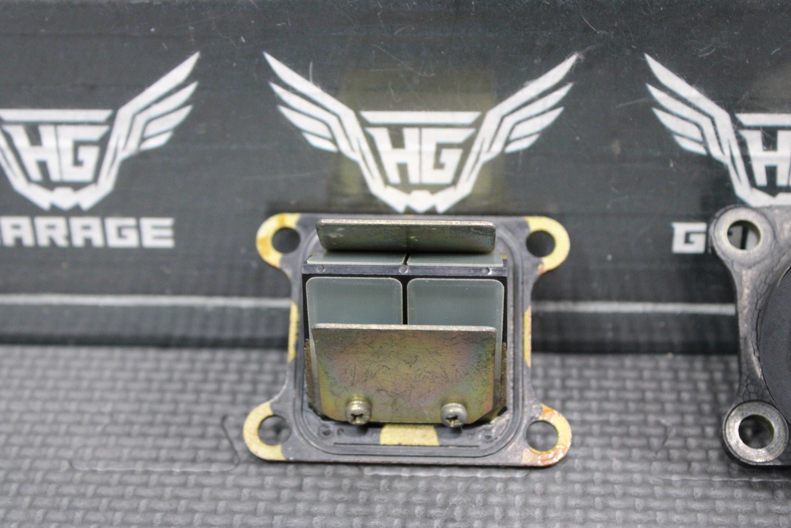 2003 KAWASAKI KX65 00 - 22 OEM INTAKE REED BLOCK ASSEMBLY 12021 - 1015 - hggarage
