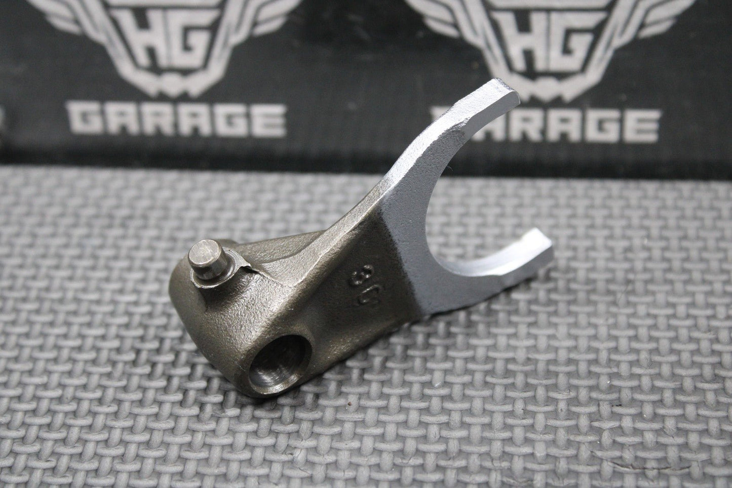 1987 1988 HONDA CR125R OEM TRANSMISSION LEFT GEAR SHIFT FORK L 24221 - KS6 - 700 - hggarage