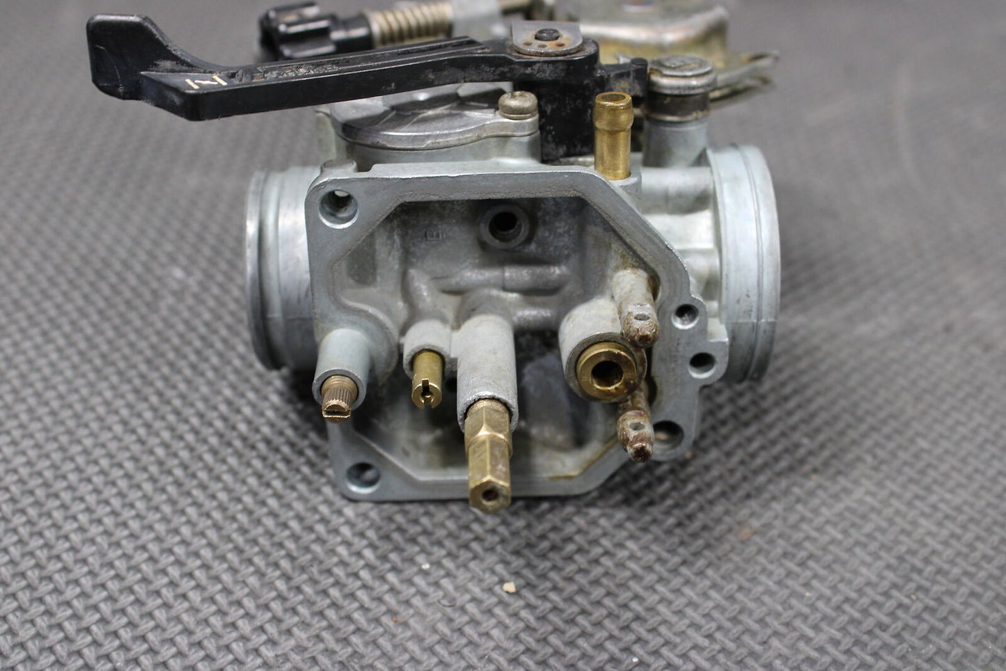 2001 HONDA XR250R OEM KEIHIN CARB CARBURETOR 16100-KCE-672