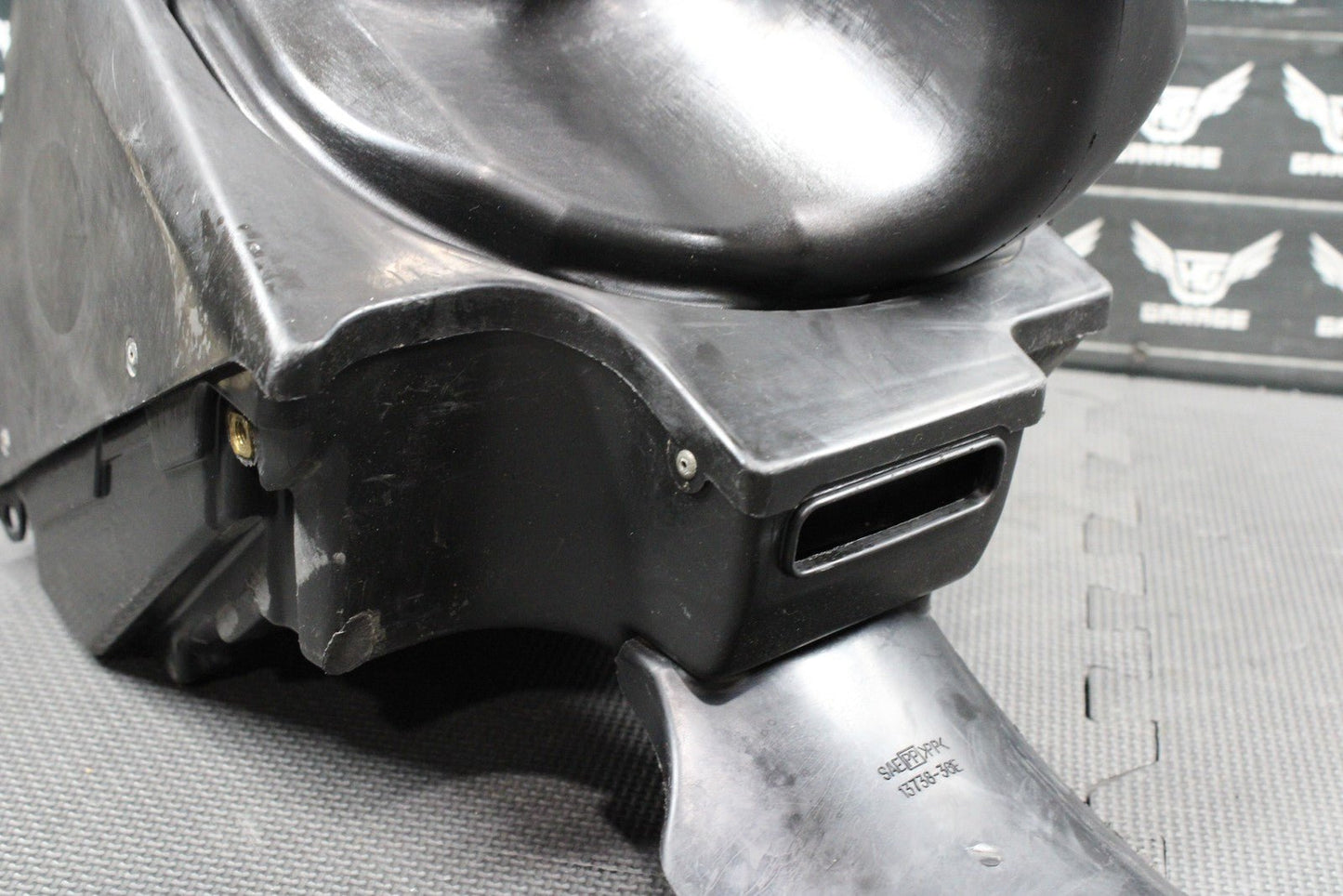 2000 SUZUKI RM125 OEM AIRBOX INTAKE AIR CLEANER CASE BOOT 13700 - 36E20 - hggarage