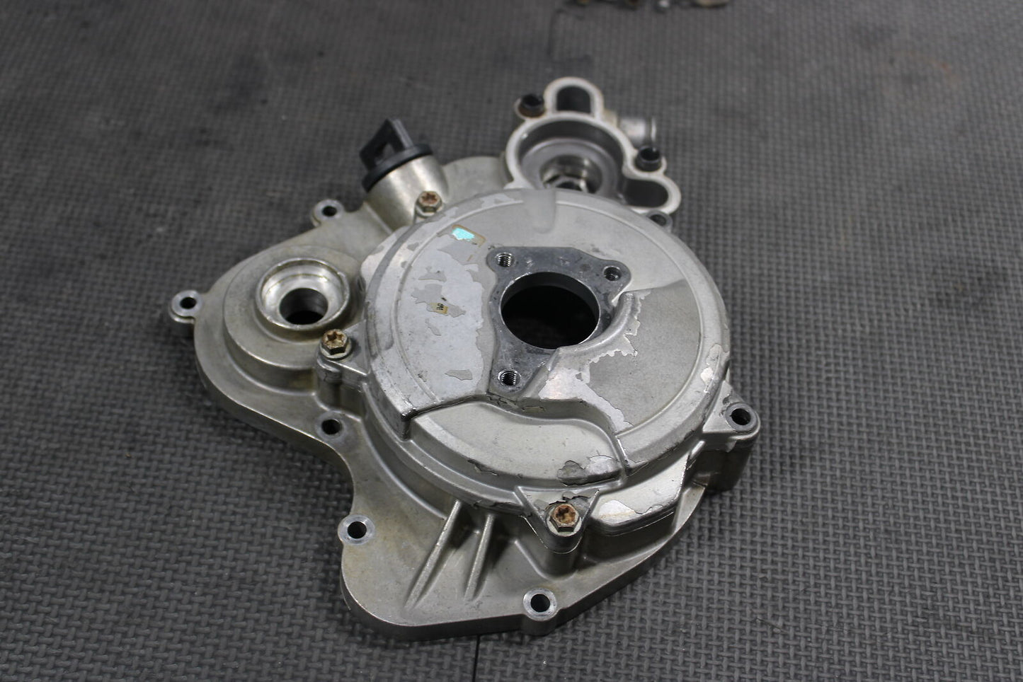 2013 KTM 65SX OEM ENGINE MOTOR SIDE CLUTCH COVER WATERPUMP 46330101000