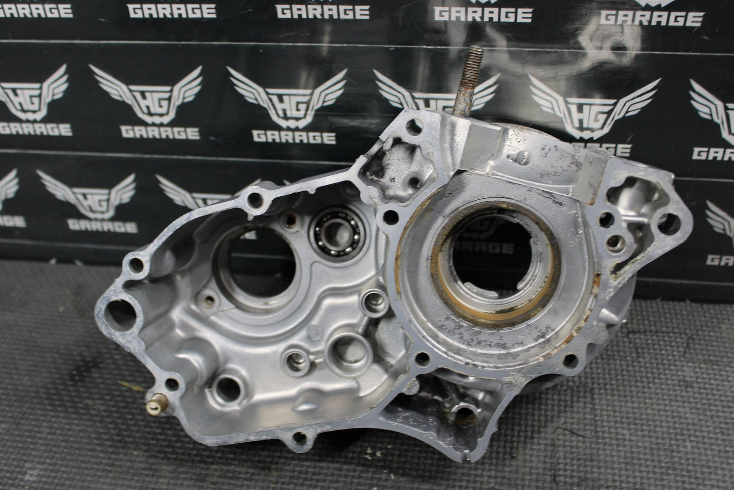 2001 KAWASAKI 01 - 05 KX100 KX85 OEM LEFT RIGHT ENGINE MOTOR CRANKCASE CRANK CASES - hggarage