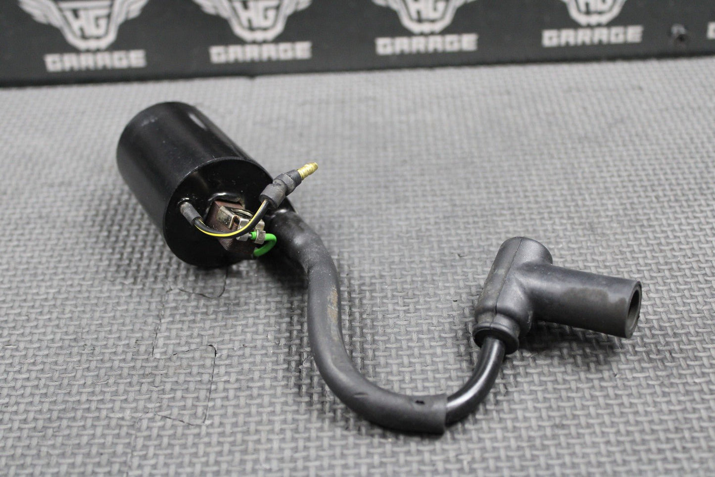 2001 HONDA 90 - 01 CR500R OEM IGNITION COIL SPARK PLUG BOOT CAP 30500 - KZ3 - 701 GOOD - hggarage