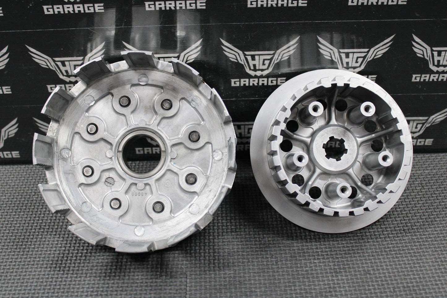 1994 92 - 95 SUZUKI RM125 OEM CLUTCH BASKET RING GEAR & CENTER HUB 21200 - 43D04 - hggarage