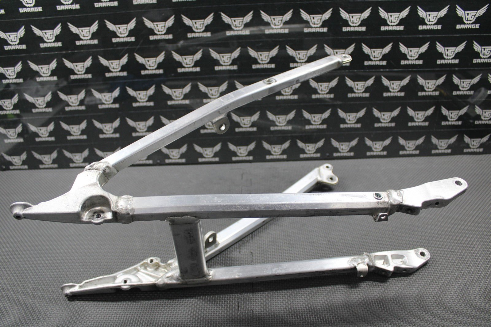 2020 SUZUKI RMZ250 18 - 20 RMZ450 OEM REAR BACK SUB FRAME SUBFRAME 41200 - 37K0 NICE - hggarage