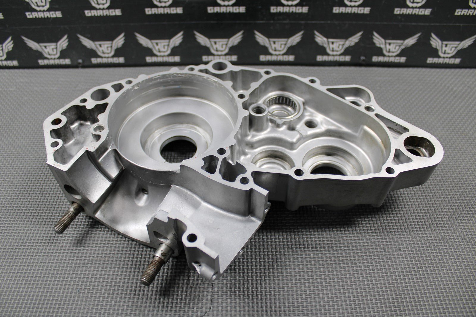 1995 SUZUKI RMX250 MODEL S OEM LEFT ENGINE MOTOR CRANKCASE CRANK CASE 11301 - 4486 - hggarage