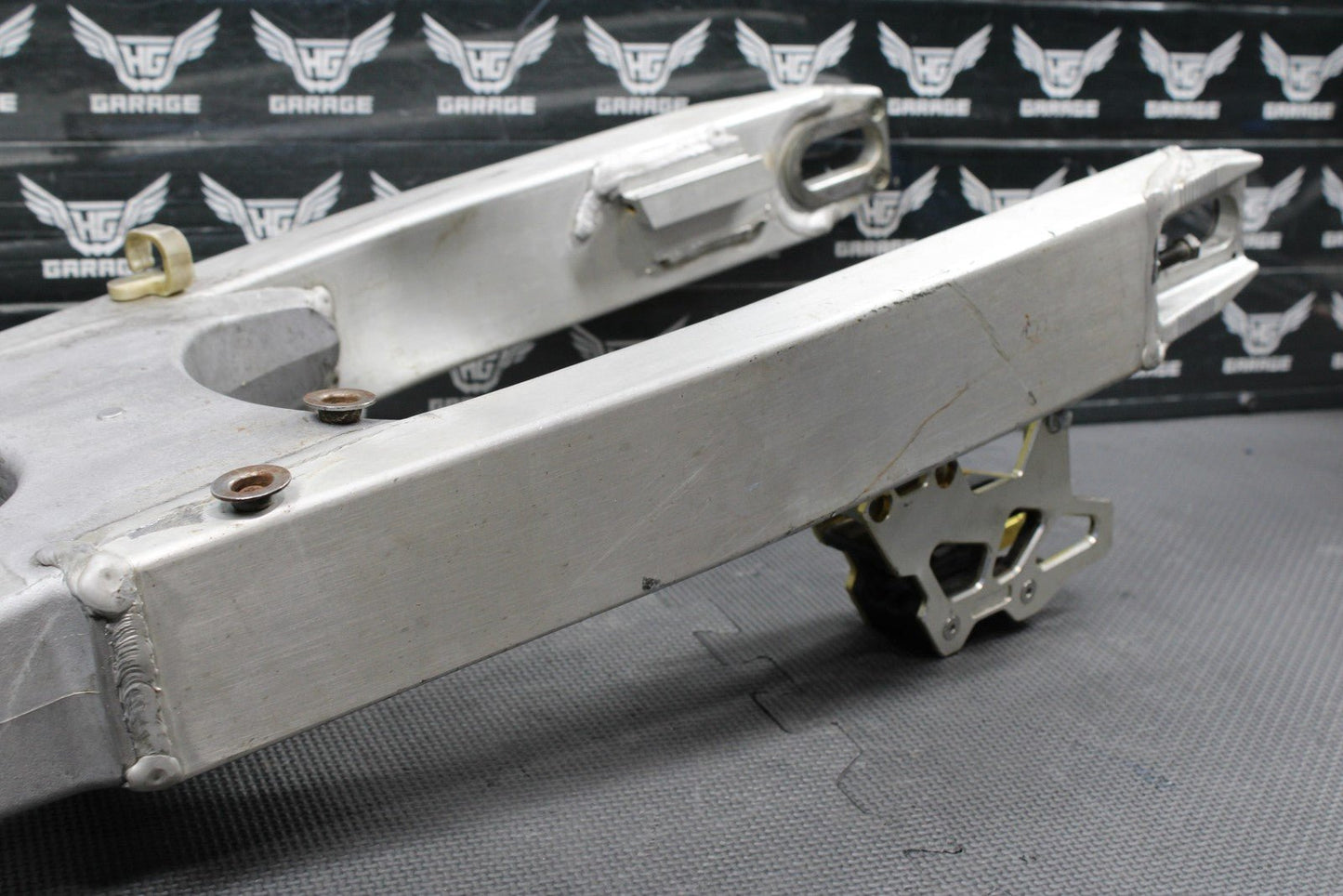 2000 SUZUKI RM125 RM250 OEM SWINGARM SWING ARM SUSPENSION 61000 - 36E00 - hggarage