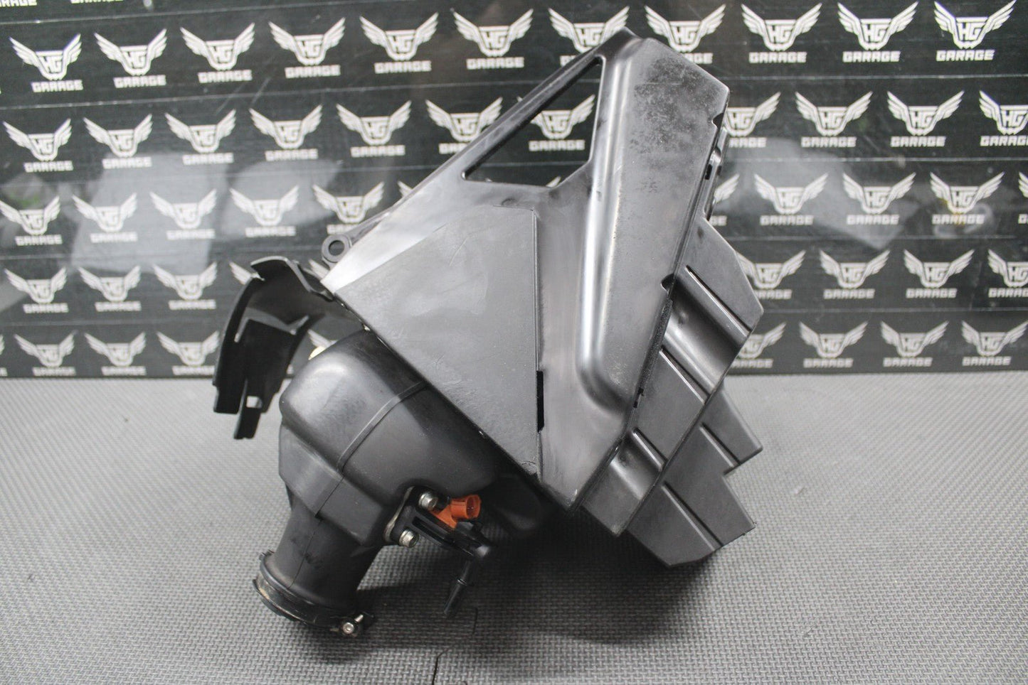 2019 SUZUKI 19 - 25 RMZ250 OEM AIRBOX AIR CLEANER FILTER BOX INTAKE BOOT INJECTOR - hggarage