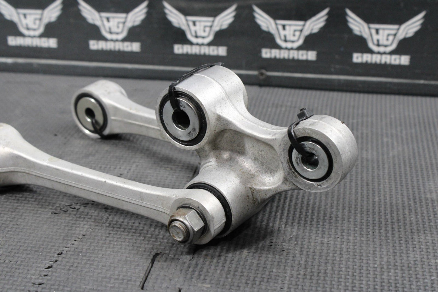 2023 HONDA CRF250R OEM REAR SHOCK LINKAGE LINKS RELAY ARM SWINGARM GOOD! - hggarage