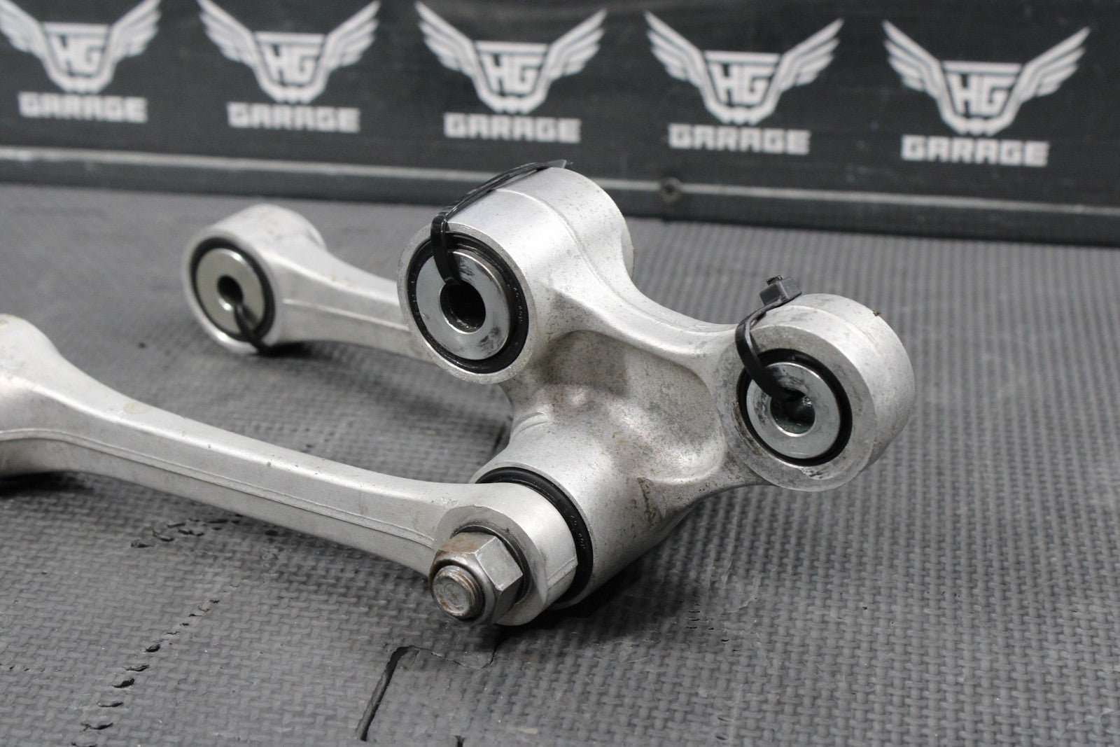 2023 HONDA CRF250R OEM REAR SHOCK LINKAGE LINKS RELAY ARM SWINGARM GOOD! - hggarage