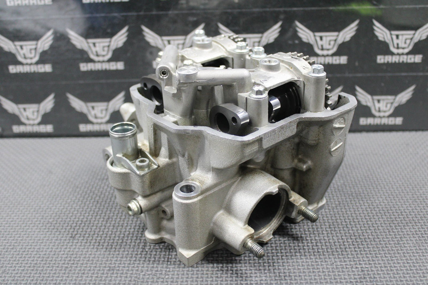 2020 SUZUKI 19 - 25 RMZ250 OEM CYLINDER HEAD VALVES CAMSHAFT CAMS 11100 - 46K00 MINT - hggarage