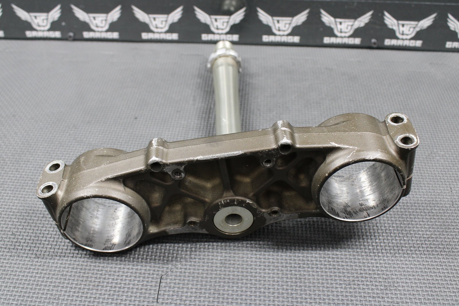 2007 2008 KAWASAKI KX250F OEM FRONT FORKS LOWER TRIPLE TREE STEERING STEM CLAMP - hggarage