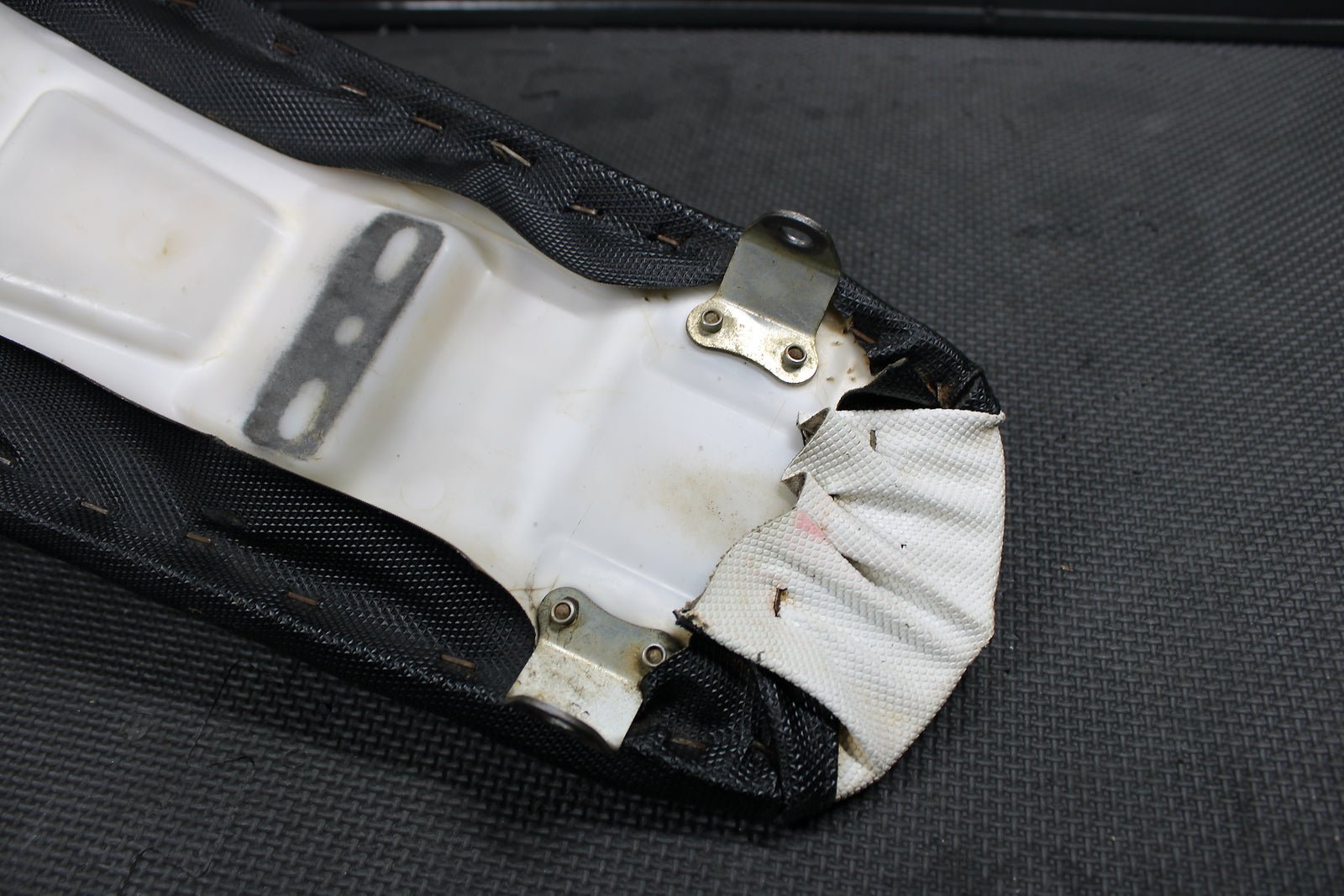 2013 10 - 13 Honda CRF250R Seat Saddle Foam Pan Moto Seat Cover 77100 - Men - A40 - hggarage