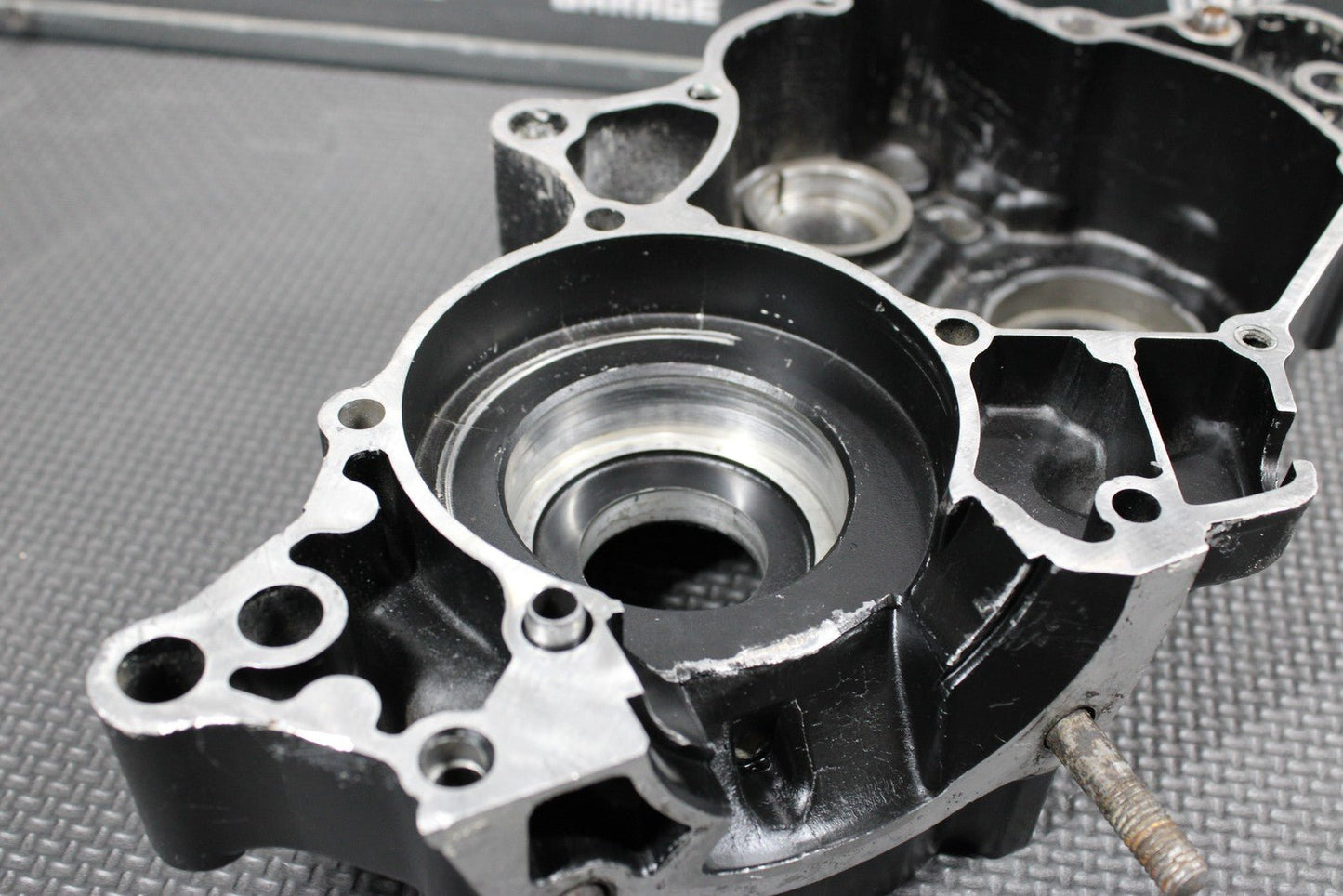 1991 HONDA CR80R OEM LEFT ENGINE MOTOR CRANKCASE CRANK CASES BLOCK - hggarage